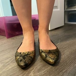 Black and gold flats